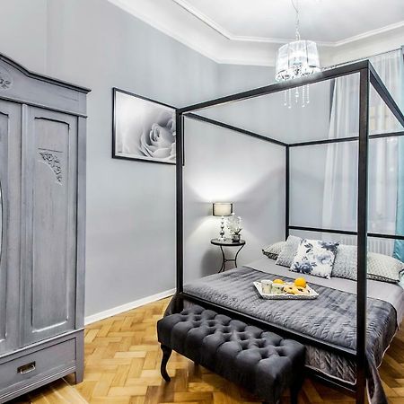 ורשה Clicktheflat Palace Of Culture Apartment מראה חיצוני תמונה